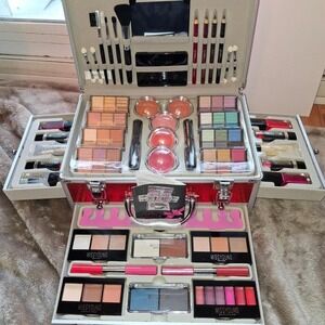 MASSIVE 100+ Piece Makeup Kit With Red Case Valentines Day Gift For Girls